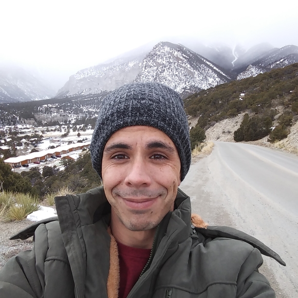 Meet your Posher, Chris - Picture 1 of 1